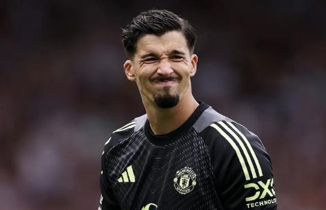 英超第, 正奥纳纳也 英超第, 正奥纳纳也